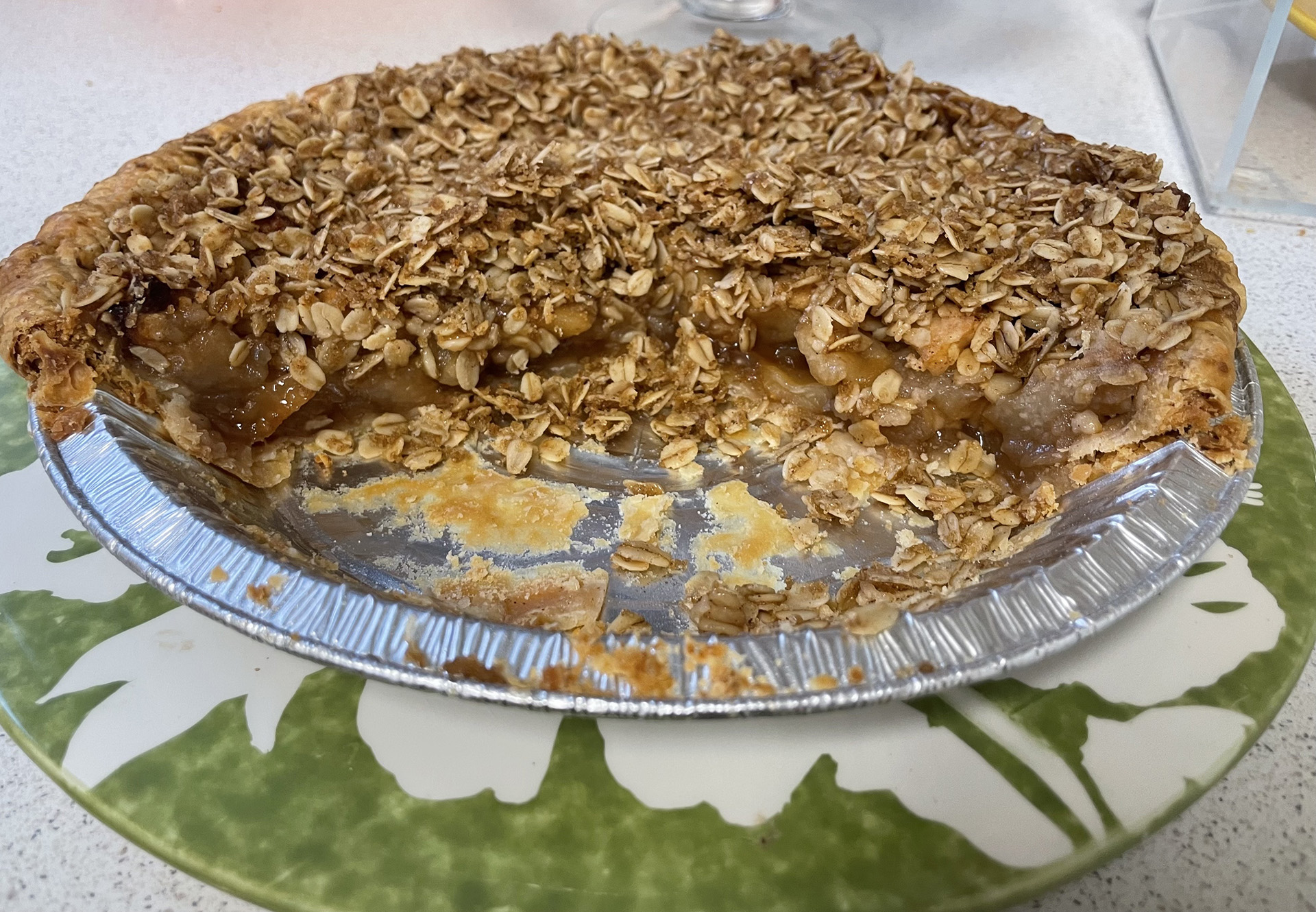 Full crumble apple pie